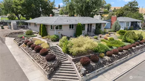 718 College St, Milton Freewater, OR 97862