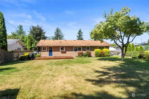 Exterior - 1163 Garfield St, Enumclaw, WA 98022 photo 10 of 12