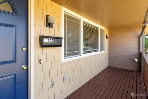 Exterior - 1163 Garfield St, Enumclaw, WA 98022 photo 6 of 12
