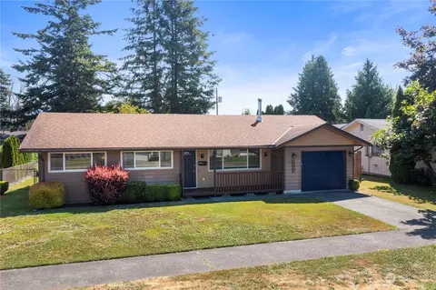 1163 Garfield St, Enumclaw, WA 98022