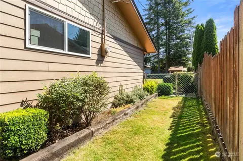 Exterior - 1163 Garfield St, Enumclaw, WA 98022 photo 12 of 12