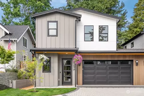 1829 4th St #A, Kirkland, WA 98033