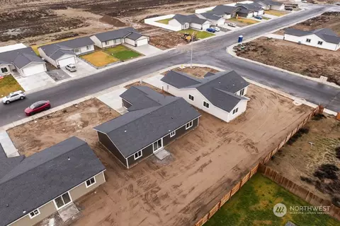 View/Area - 1027 E Cascade St, Othello, WA 99344 photo 5 of 5
