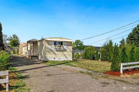 1740 NE Pacific Ave, Keyport, WA 98345