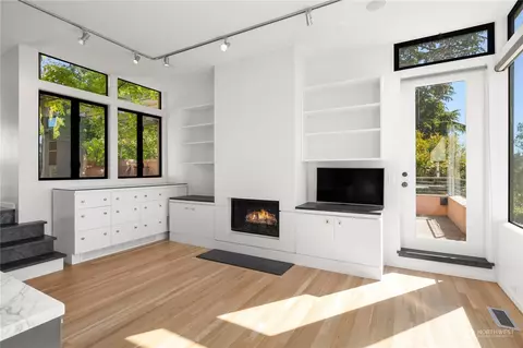 Living - 1100 Summit Ave E, Seattle, WA 98102 photo 5 of 6