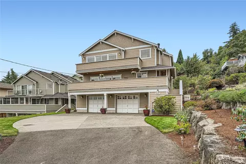 8201 S 121st St, Seattle, WA 98178