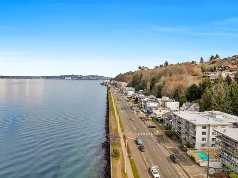 2104 Alki Ave SW #203, Seattle, WA 98116