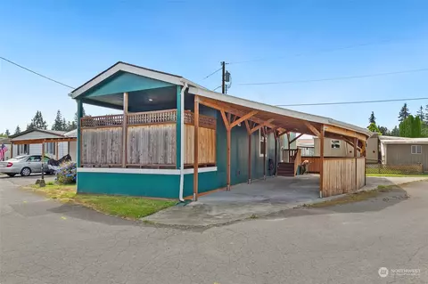 18501 52nd Ave W #15, Lynnwood, WA 98037