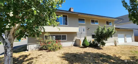 3260 S 301st Pl, Auburn, WA 98001