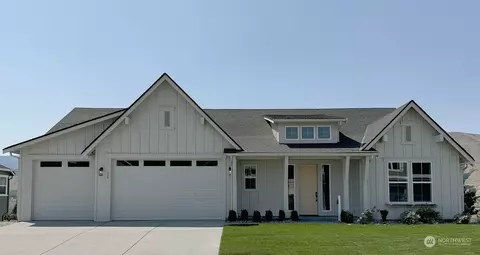 658 S Juli Ave, East Wenatchee, WA 98802