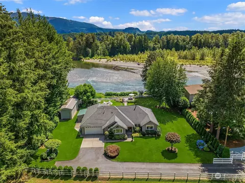1128 Dyer Rd, Sultan, WA 98294