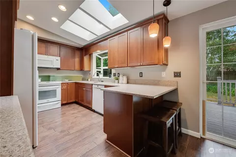 Kitchen - 1816 243rd Pl SE, Bothell, WA 98021 photo 1 of 3