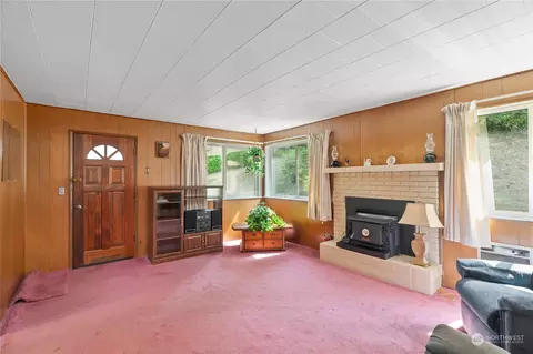 1529 Harvard St, Raymond, WA 98577 photo 4