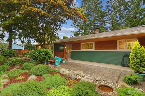 12919 NE 203rd Ct, Woodinville, WA 98072