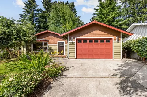 10020 NE 201st St, Bothell, WA 98011