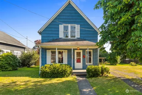 521 W Broadway Ave, Montesano, WA 98563