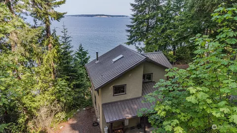 361 S Bay Way, Port Ludlow, WA 98365