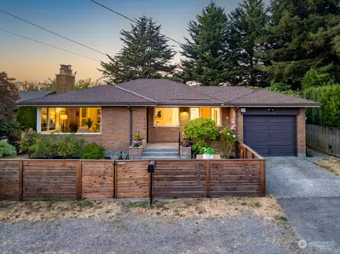 1518 NW 96th St, Seattle, WA 98117