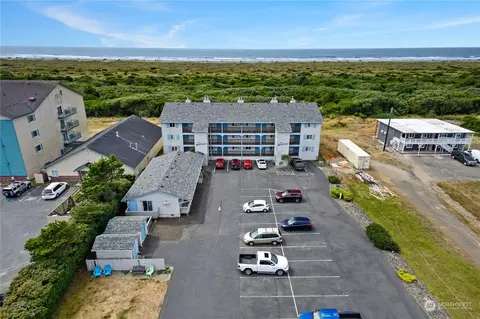 835 Ocean Shores Blvd NW #103, Ocean Shores, WA 98569