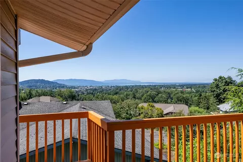 3021 E Alpine Dr, Bellingham, WA 98226
