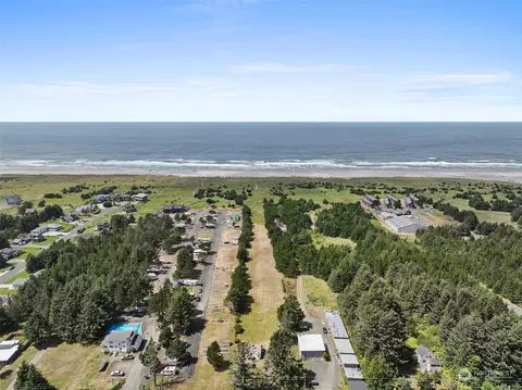12207 Pacific Way, Long Beach, WA 98631