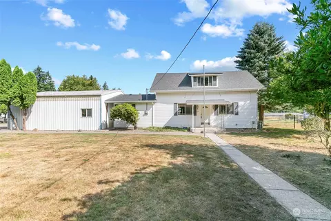716 9th St, Vader, WA 98593