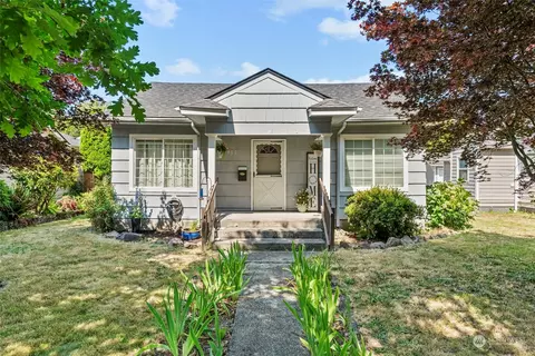 461 17th Ave, Longview, WA 98632