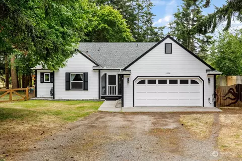 1006 NE Pennington Loop, Coupeville, WA 98239