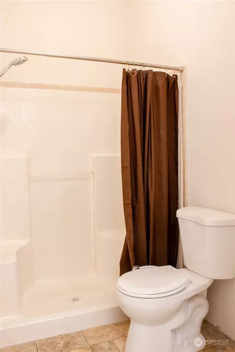 801 E Thomas Rd, Grapeview, WA 98546 photo 9