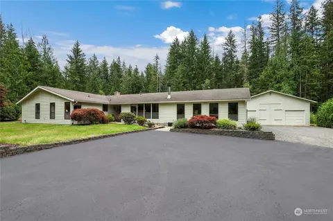 28053 SE 231st St, Maple Valley, WA 98038