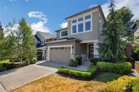 612 153rd St SW, Lynnwood, WA 98087
