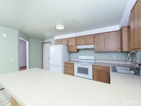 Kitchen - 12431 46th Dr SE, Everett, WA 98208 photo 2 of 2