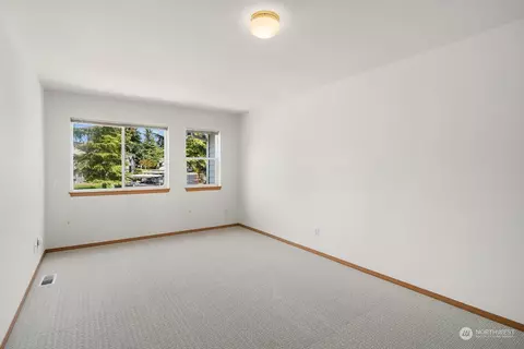 Bedroom - 1925 187th Pl SE, Bothell, WA 98012 photo 4 of 4