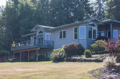 151 Amethyst Dr, Sequim, WA 98382
