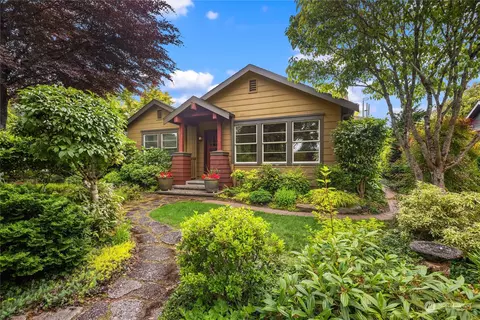 8117 21 Ave NE, Seattle, WA 98115