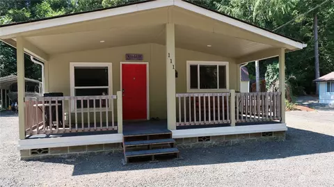 111 NE Spar Tree Dr, Tahuya, WA 98588