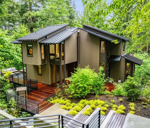 861 NW 175th St, Shoreline, WA 98177