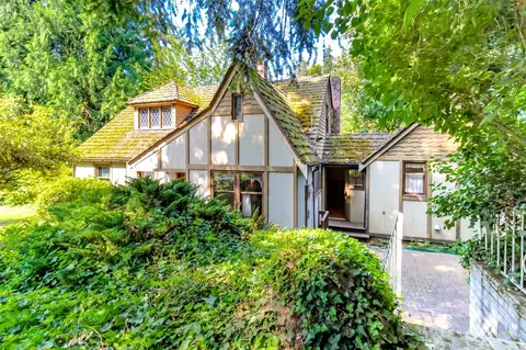 16441 3rd Ave SW, Normandy Park, WA 98166