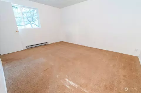 Bedroom - 7154 Mecklem Rd, Everson, WA 98247 photo 1 of 2