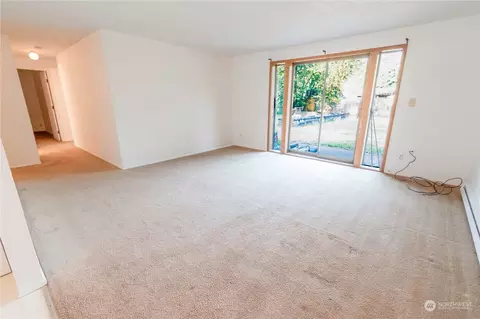 Living - 7154 Mecklem Rd, Everson, WA 98247 photo 1 of 2