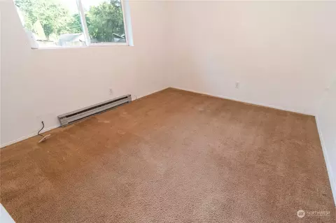 Bedroom - 7154 Mecklem Rd, Everson, WA 98247 photo 2 of 2