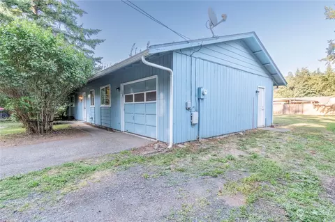 Exterior - 7154 Mecklem Rd, Everson, WA 98247 photo 3 of 9