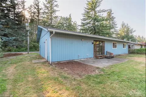 Exterior - 7154 Mecklem Rd, Everson, WA 98247 photo 7 of 9