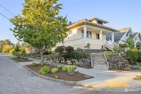 4802 S Garden St, Seattle, WA 98118
