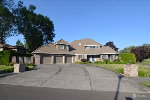 8005 NE 71st Loop, Vancouver, WA 98662