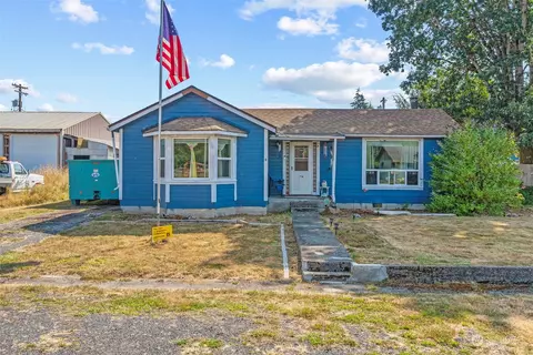 714 A St, Vader, WA 98593