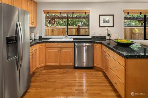 Kitchen - 2029 160th Pl SE, Mill Creek, WA 98012 photo 2 of 3