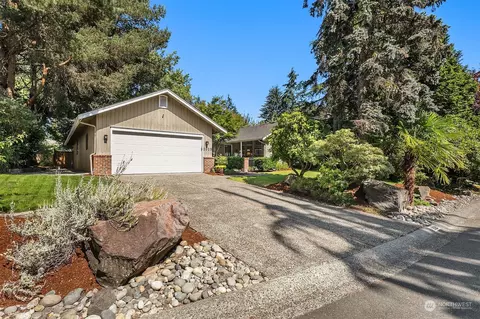 Exterior - 2029 160th Pl SE, Mill Creek, WA 98012 photo 8 of 8