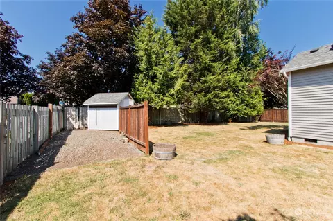 Exterior - 3309 Spring Pl, Enumclaw, WA 98022 photo 10 of 13