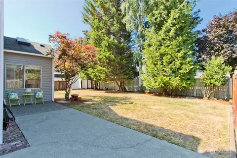 Exterior - 3309 Spring Pl, Enumclaw, WA 98022 photo 3 of 13